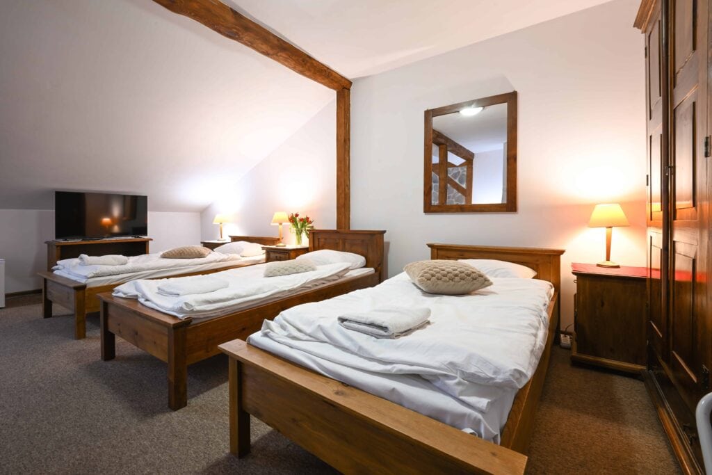 Pokój Czteroosobowy z łazienką