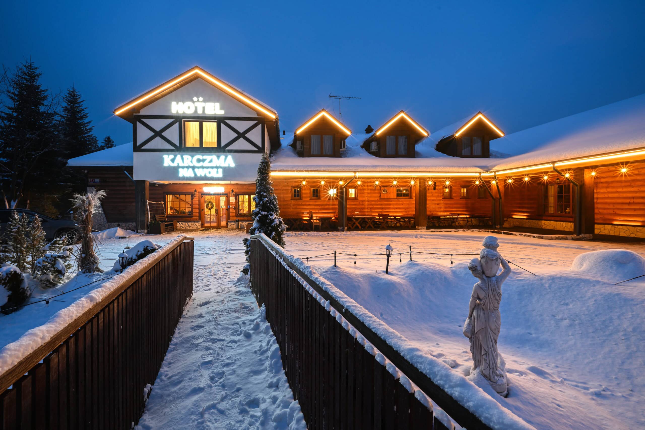 Karczma na Woli widok z zewnątrz 2